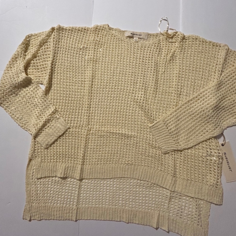 Blue Velvet Womens Open Knit Crochet Sweater Cream High Low Long Sleeve Small